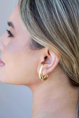 Ear Hook Meia Lua Liso 3.3 cm Banhado a Ouro 18K