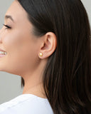 Brinco Redondo Achatado Liso 8 mm Banhado a Ouro 18K