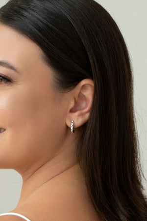 Brinco Argola Oval Fios Torcidos 1.6 cm Ródio Branco