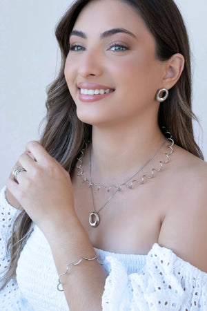 Gargantilha Veneziana Oval Vazado Ródio Branco