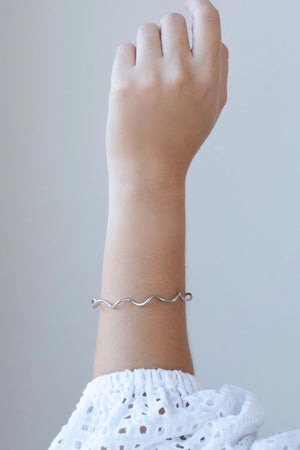 Bracelete Ondulado Ródio Branco