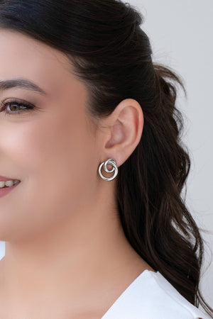 Brinco Entrelaçado Tubo Ródio Branco