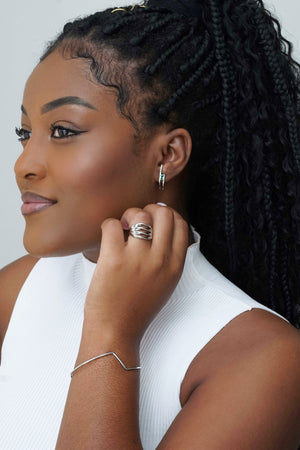 Anel Filetes Torcidos Tamanho 12 Ródio Branco