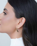 Brinco Passante Gota Lisa Banhado a Ouro 18K