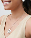 Gargantilha Veneziana Flor Lisa Ródio Branco