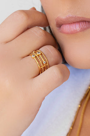 Anel Filetes Bolinhas Pontos de Luz Cristal Tamanho 16 Banhado a Ouro 18K