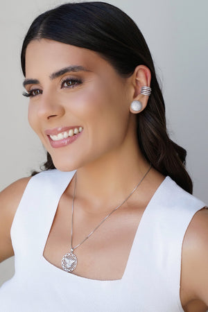 Gargantilha Pingente Espírito Santo Cravejado Zircônia Ródio Branco