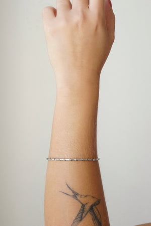 Bracelete Espiral 2 mm Ródio Branco