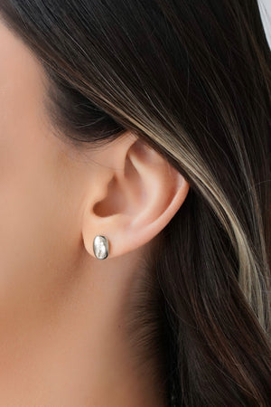 Brinco Oval Liso Ródio Branco