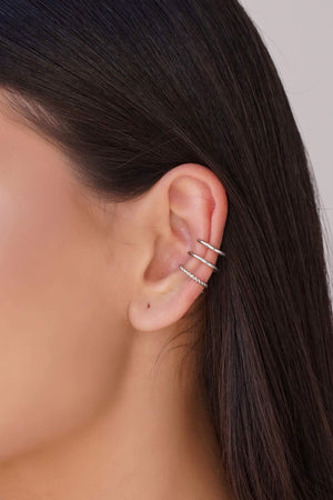 Piercing Três Filetes Lisos e Torcido Ródio Branco