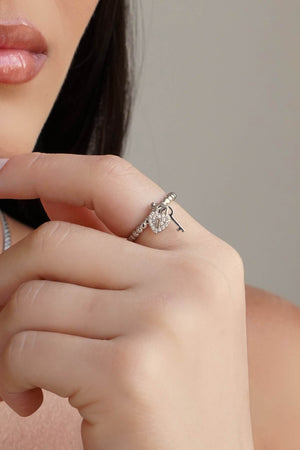 Anel Chave Coração Cravejado Cristal Tamanho 20 Ródio Branco