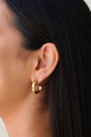 Brinco Argola Abaulada Lisa 2.3 cm Banhado a Ouro 18K