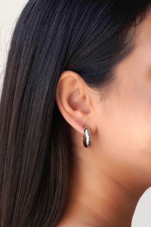 Brinco Argola Abaulada Lisa 2.3 cm Ródio Branco