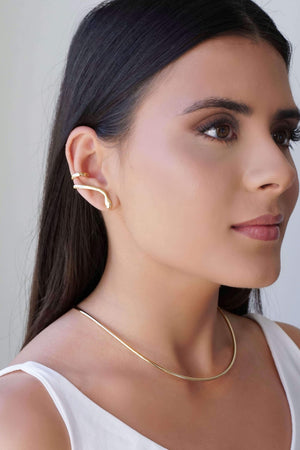 Ear Cuff Cobra Lisa Ponto de Luz Cristal 3.0 cm Banhado a Ouro 18K