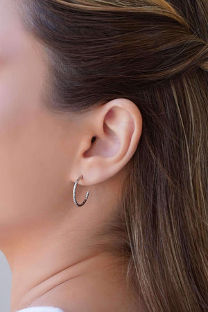 Brinco Argola Fio Diamantada 1.8 cm Ródio Branco