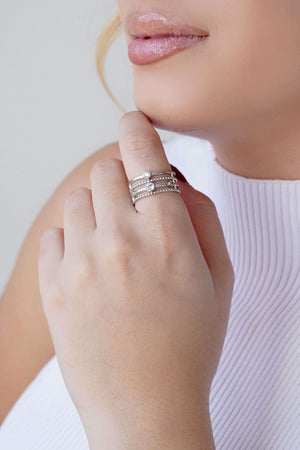 Anel Filetes Bolinhas Pontos de Luz Cristal Tamanho 16 Ródio Branco