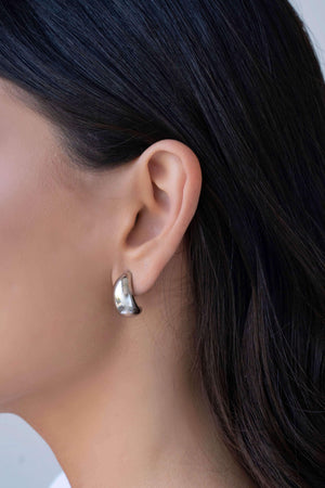 Brinco Meia Lua Lisa Ródio Branco