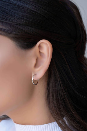 Brinco Argola Reta Lisa 1.7 cm Ródio Branco