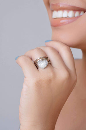 Anel Filetes Coração Cravejado Tamanho 23 Ródio Branco