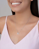 Gargantilha Veneziana Letra M Cravejada Cristal Ródio Branco - 45 cm