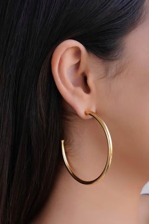 Brinco Argola Tubo 6.5 cm Banhado a Ouro 18K