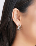 Brinco Meia Argola Três Filetes com Bolinhas Ródio Branco