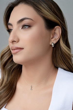 Choker Nylon Letra L Ródio Branco