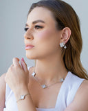 Pulseira Trevo Madrepérola Fecho Gravata Ródio Branco