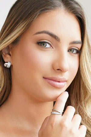 Anel Entrelaçado Cravejado Cristal Tamanho 15 Ródio Branco