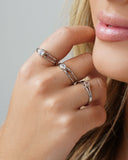 Anel Vazado Quadrado Cristal Tamanho 20 Ródio Branco