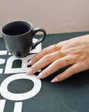 Anel Vazado Ponto de Luz Cristal Tamanho 20 Banhado a Ouro 18K