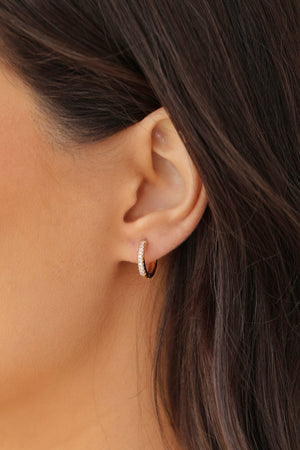 Brinco Argola Click Cravejado Cristal 1.3 cm Banhado a Ouro 18K