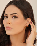 Brinco Argola Click Oval Lisa 1.5 cm Banhado a Ouro 18K