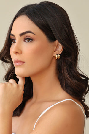 Brinco Argola Click Lisa 1.5 cm Banhado a Ouro 18K