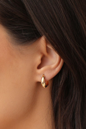 Brinco Argola Click Lisa 1.3 cm Banhado a Ouro 18K