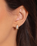 Brinco Argola Click em U Cravejada Cristal 1.3 cm Banhado a Ouro 18K