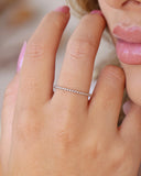 Anel Bolinhas Tamanho 20 Ródio Branco