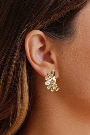 Brinco Meia Flor Lisa 2.5 cm Banhado a Ouro 18K