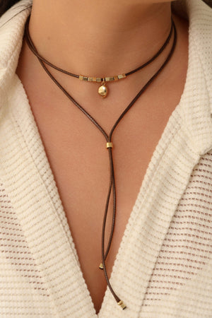 Gargantilha Dupla Fio Coreano Gravata Pingente Barroco Banhado a Ouro 18K - 31 cm