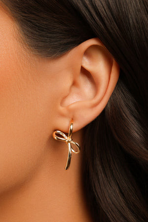 Brinco Laço Liso 3.0 cm Banhado a Ouro 18K