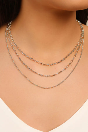 Gargantilha Tripla Elos Portugueses e Ovais Ródio Branco