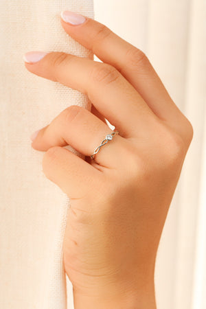 Anel Entrelaçado Ponto de Luz Cristal Tamanho 20 Ródio Branco