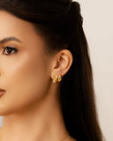 Dupla de Argolas Lisa e Entrelaçada Cravejado Cristal Banhado a Ouro 18K