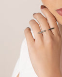 Anel Ajustável Palitos Cravejado Cristal Tamanho P Ródio Branco