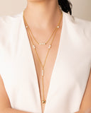 Gagantilha Gravata Dupla Pérolas e Bola Lisa Banhado a Ouro 18K