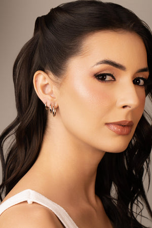 Brinco Argola Click Fio Liso 2.0 cm Ródio Branco