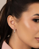 Brinco Argola Click Oval Cravejado Cristal 1.9 cm Ródio Branco