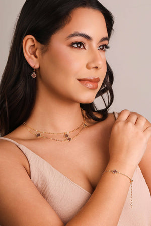 Gargantilha Elos Trevo Tom Rubi Banhado a Ouro 18K - 40 cm