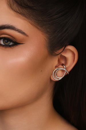 Ear Cuff Entrelaçado Liso 2.5 cm Ródio Branco