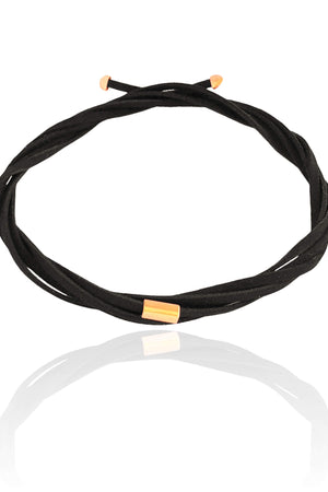 Cordão Camurça Preta Retângulo 4 mm Banhado a Ouro 18K - 1,5 m